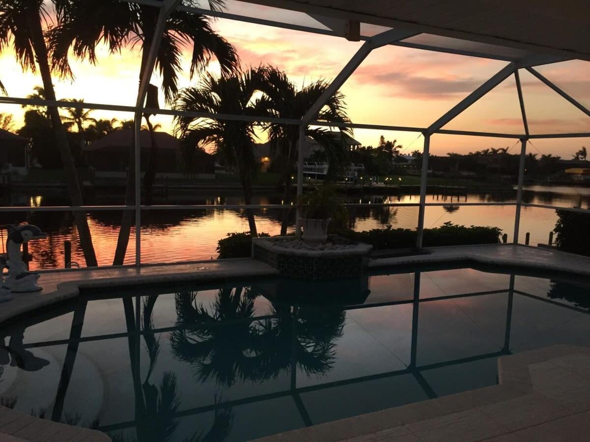 Villa Free Heatedpool On Sailboataccesscanal Boat Lift à Cape Coral Extérieur photo